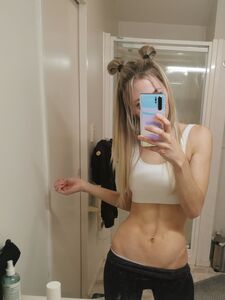 alicenz Onlyfans 最新裸体照片泄漏