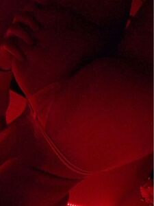 克拉丽莎的Snapchat裸照泄露