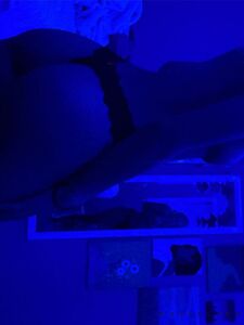 克拉丽莎的Snapchat裸照泄露