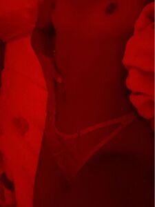 克拉丽莎的Snapchat裸照泄露