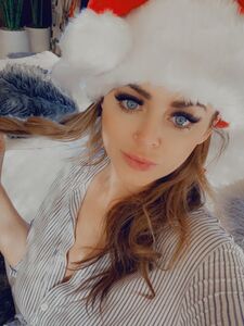 Vazamentos da última foto nua de Sophie Dee no Onlyfans