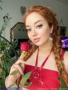 emmamagnoliaxo Onlyfans 最新のヌード写真リーク