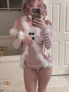 Последние утечки обнаженных фотографий Sneesnaw на Onlyfans