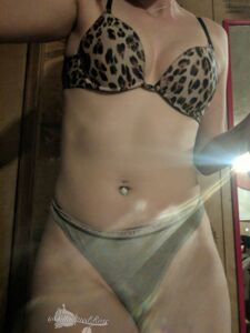 HUGE photo leak of early RoseThorneQOS photos