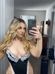 Fuites de la dernière photo nue de Haleighcox sur Onlyfans