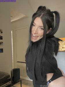 Hannnnaaaa Onlyfans 最新裸体照片泄露