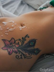 guesswhox2 exklusive onlyfans geleakte Nacktbilder