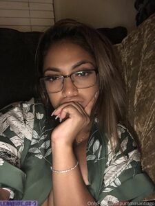 Pumma Santiago 限定のOnlyFans 流出したヌード