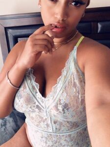 Pumma Santiago 独家 OnlyFans 泄露的裸照