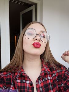 Lucy Laistner exklusive OnlyFans geleakte Nacktbilder