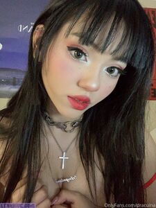 Lina aka @dracuina'a ait yalnızca fans'a özel sızdırılmış nudes