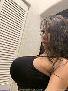 Anakaliyah独家OnlyFans泄露的裸照