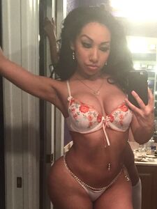 Анакалия эксклюзивные утечка обнаженных фотографий OnlyFans