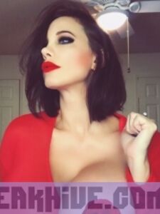 Brittany Elizabeth esclusivo OnlyFans nudi trapelati