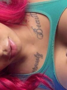 Brittanya Razavi独家OnlyFans泄露的裸照