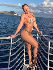 Luxiboo 独家 OnlyFans 泄露的裸体