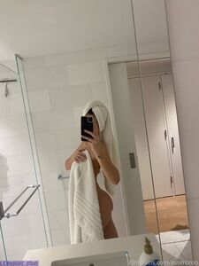 Esterbron 独家 OnlyFans 泄露的裸照