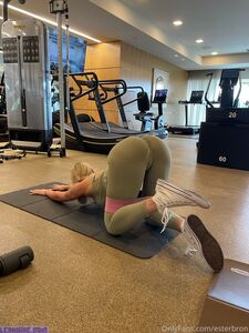 Esterbron 独家 OnlyFans 泄露的裸照