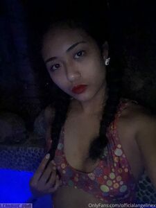 OfficialAngelineX独家OnlyFans泄露的裸照