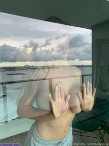 Dany Ellay 限定のOnlyFansリークされたヌード