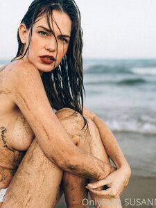 Утечка эксклюзивных нюдов Сьюзан Рейс с OnlyFans