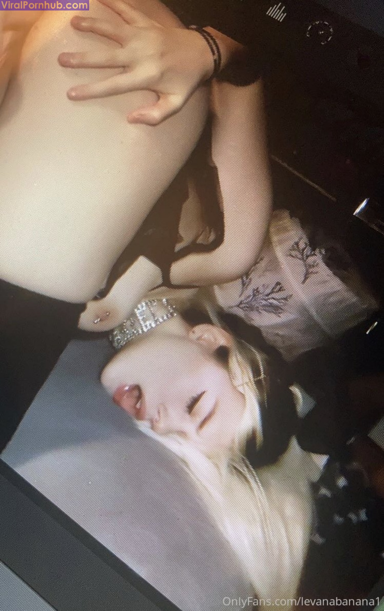 LevanaBanana1 Onlyfans 最新泄露的裸照