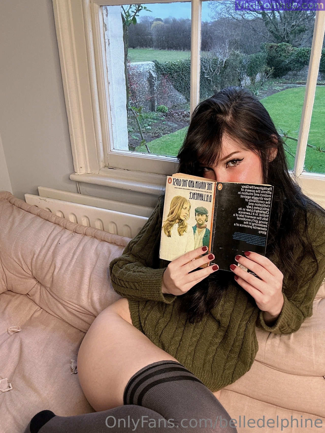 BelleDelphine ウールジャンパー 最新の Onlyfans プレミアムリーク